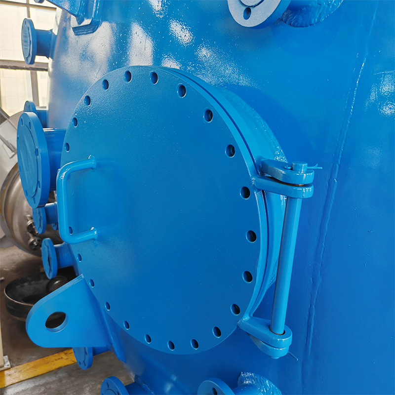 Manhole detail of titanium pressure vessel reactor